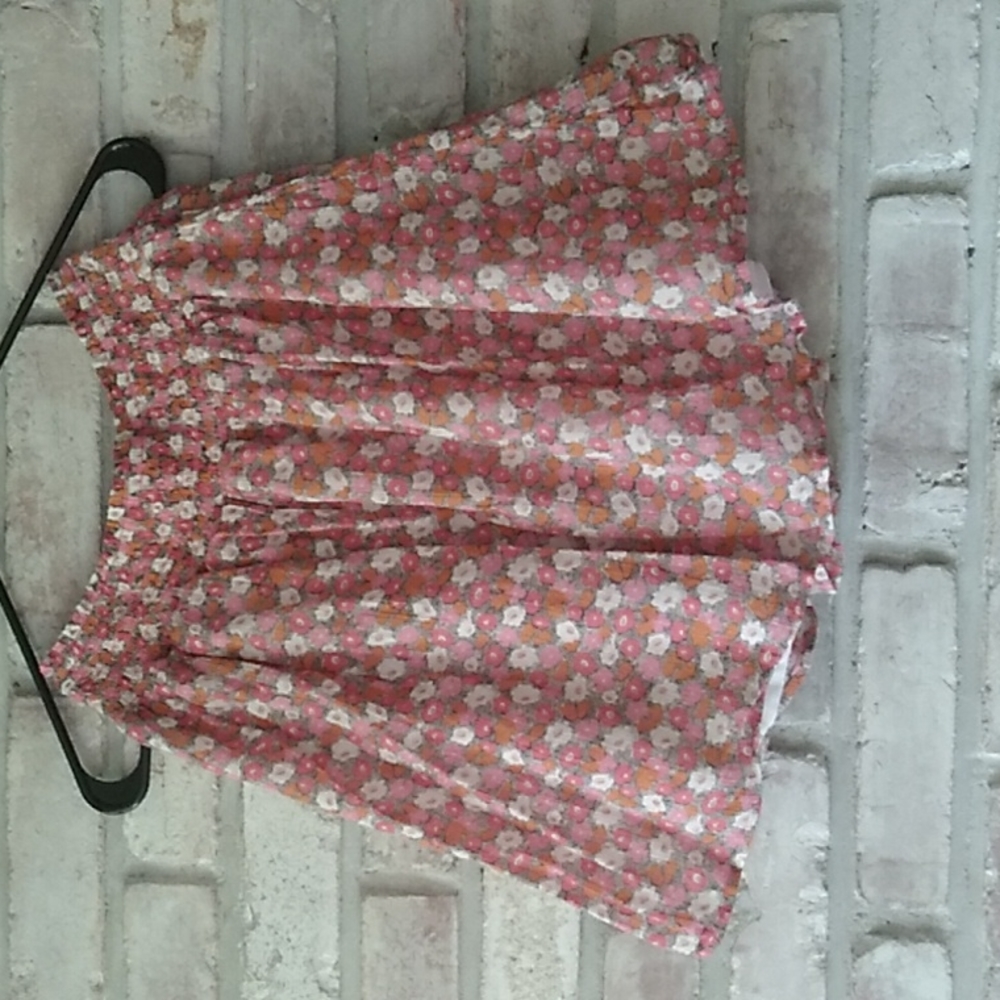 Woman's flowing skirt